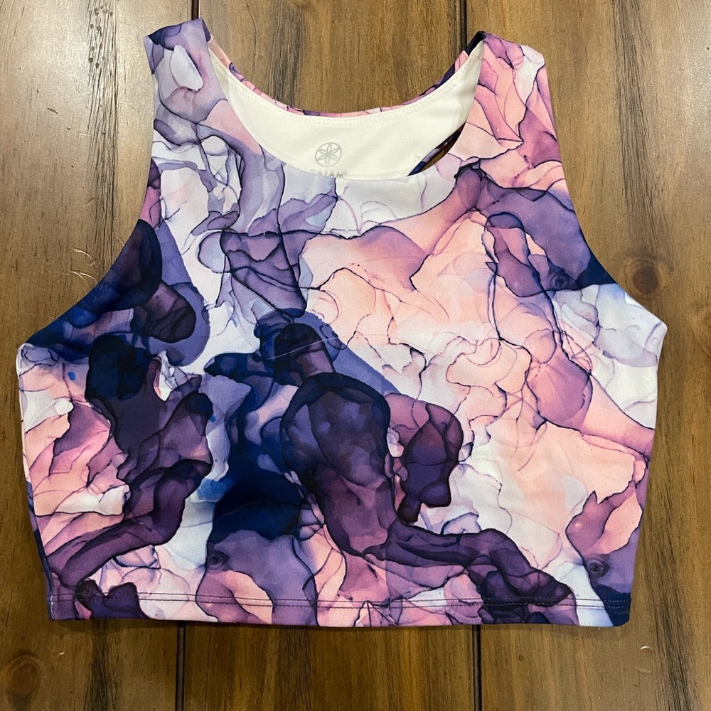 Sports Bra for Girls
Size 8 medium 
Great condition